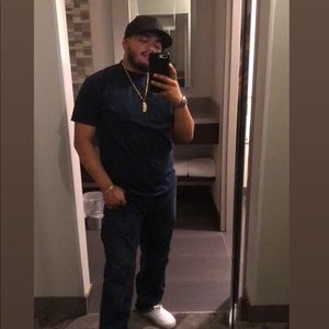 Meet your Posher, Juan